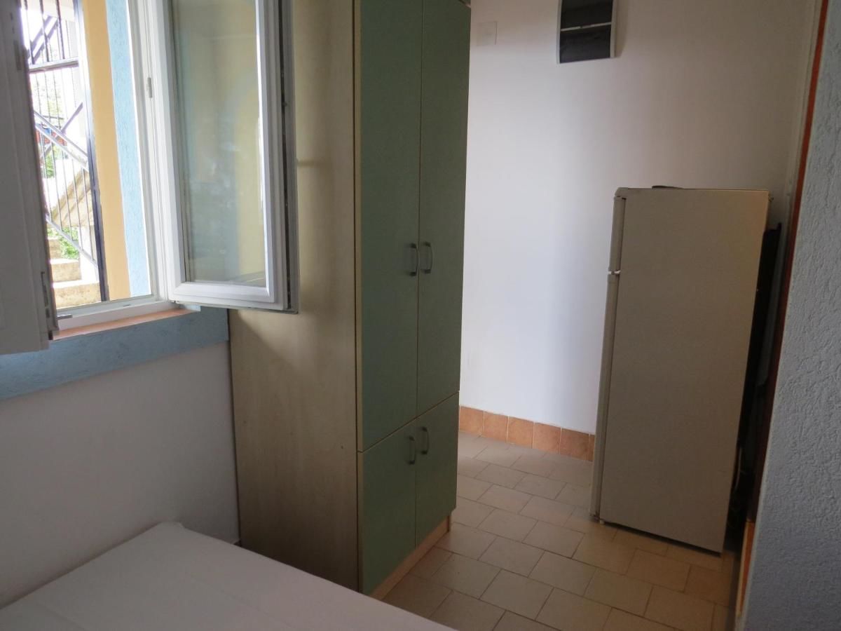 Апартаменты Apartments Volarić Сутоморе-23