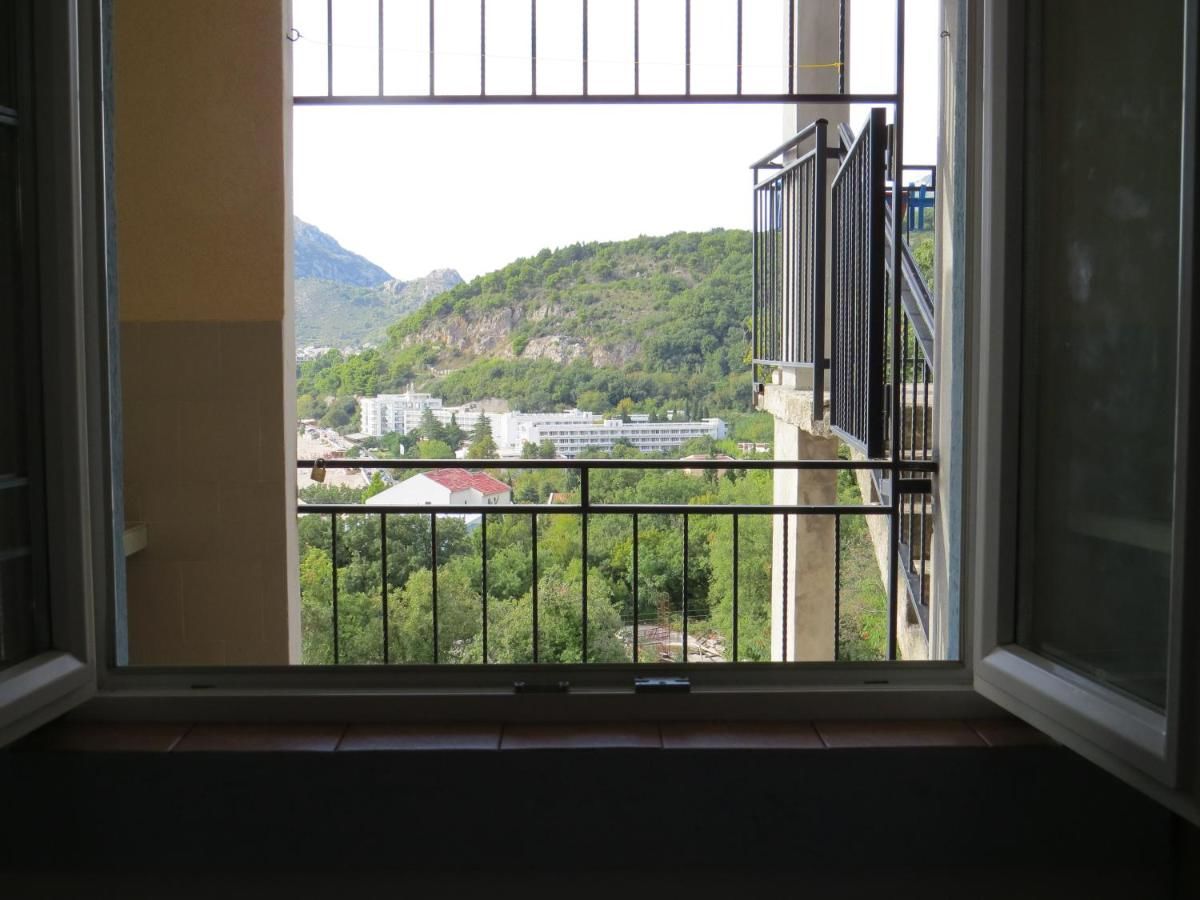 Апартаменты Apartments Volarić Сутоморе