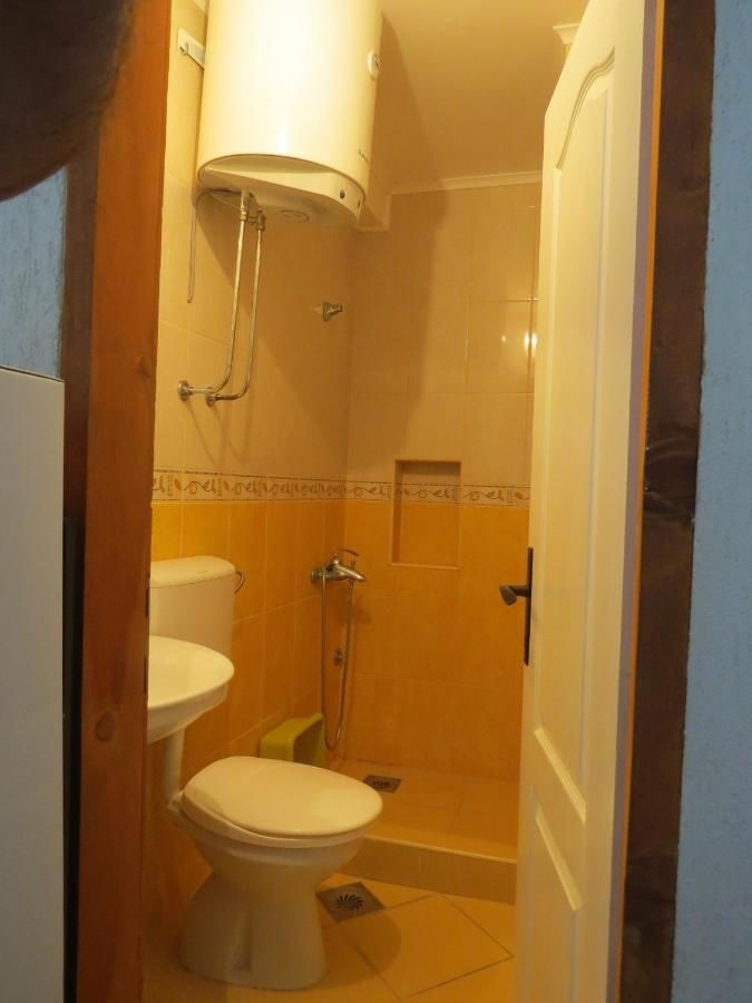 Апартаменты Apartments Volarić Сутоморе