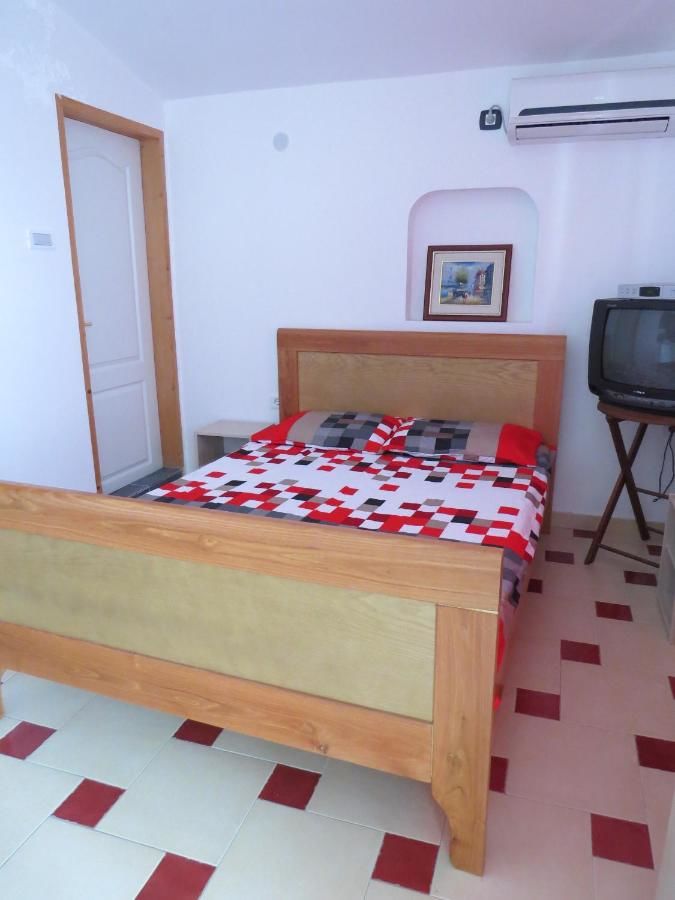 Апартаменты Apartments Volarić Сутоморе-37