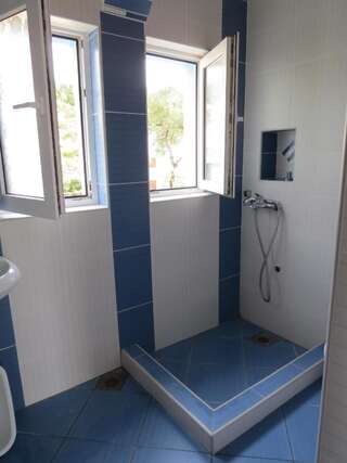 Апартаменты Apartments Volarić Сутоморе Апартаменты с 2 спальнями-12